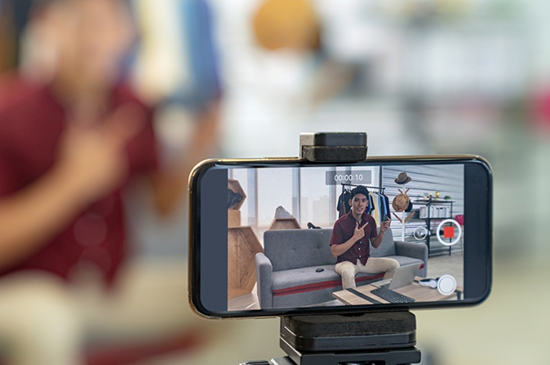 Qtego How to Livestream a Fundraiser Mobile Phone Qtego How to Livestream a Fundraiser Mobile Phone